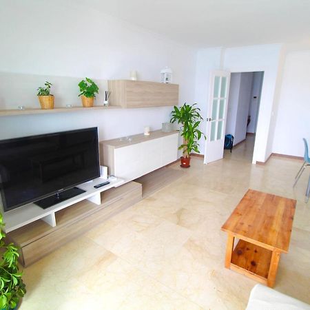 Very Lightful Apartment. Incredible Sea Views. Big Terrace, Swimming Pool. Ac. Very Close To Alicante City Center. المظهر الخارجي الصورة