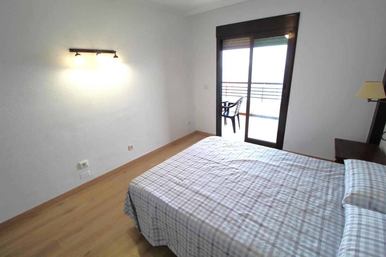 Very Lightful Apartment. Incredible Sea Views. Big Terrace, Swimming Pool. Ac. Very Close To Alicante City Center. المظهر الخارجي الصورة